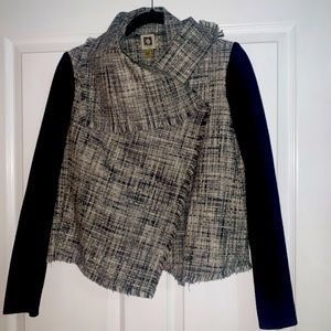 Anne Klein cowl neck tweed button up “jacket/shirt” with solid sleeves. Size 10
